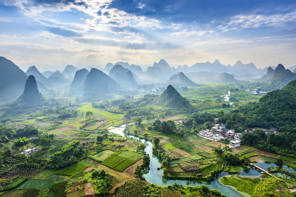Serene Peaks and Valleys